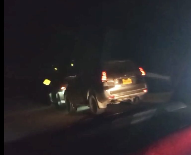 Ileso el Gobernador del Putumayo tras accidente del vehículo de sus escoltas en el que regresaba a Mocoa
